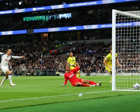 The Villarreal keeper's Crucial Blunder Delivers Tottenham Opening-Night Victory